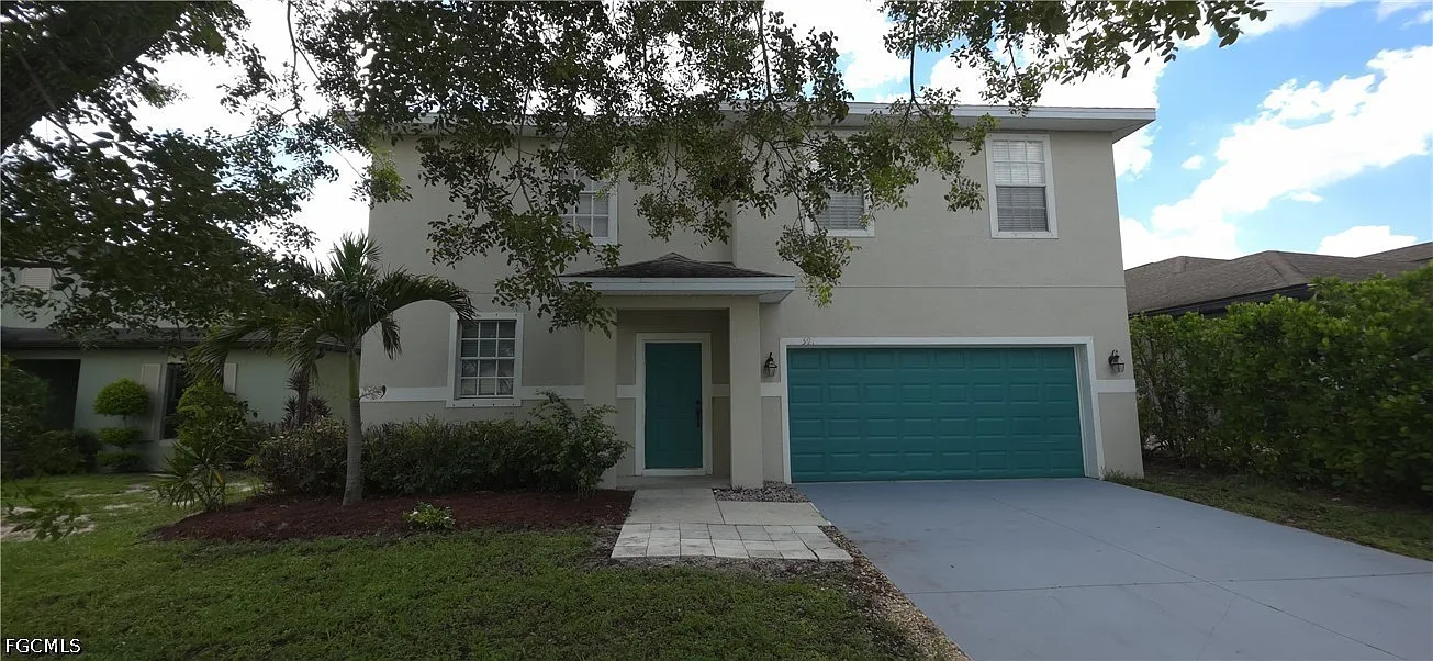 4 bed, 3.0 bath, 1737 sqft, $2,100 — Photo 1