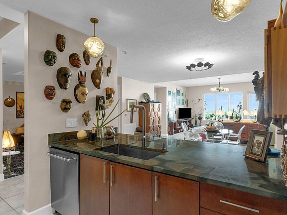 5th image of 100 S Eola Dr Unit 1005