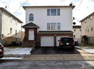 46 N Whittier St APT 2, Carteret, NJ 07008