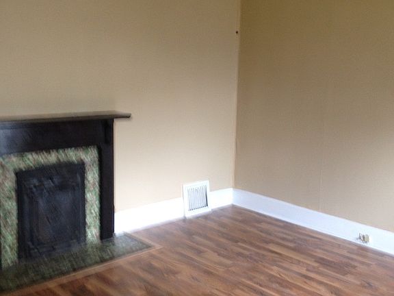 2nd image of 1606 W Florida St