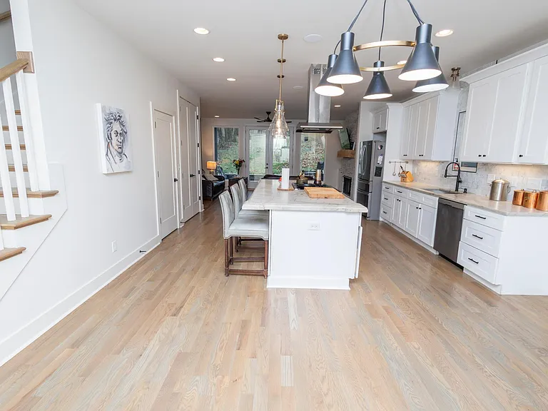5821 Maxon Ave — Photo 4