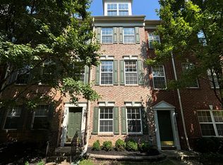 11807 Regents Park Dr, Germantown, MD 20876