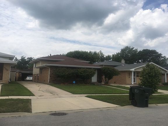 3rd image of 18018 Olympia Dr
