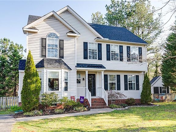3rd image of 9721 Taylors Crossing Ct