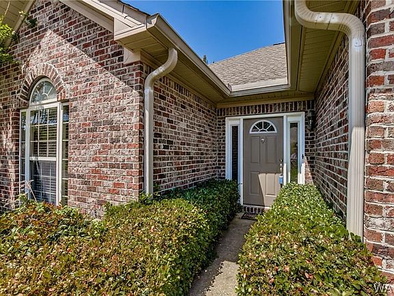 3rd image of 5077 Easton Dr