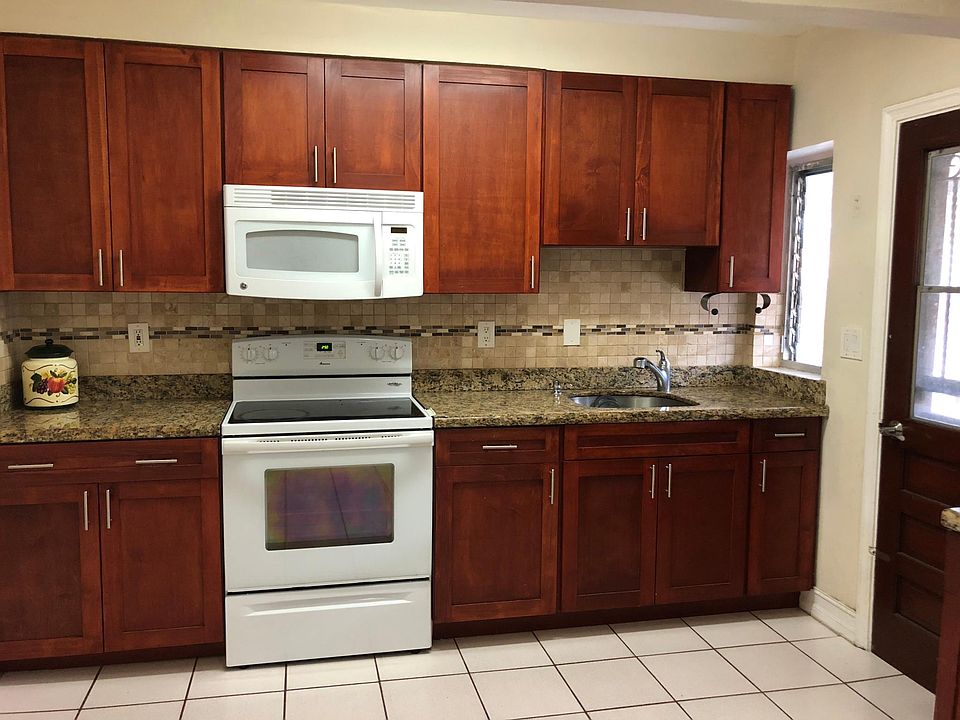 2nd image of 2356 SW 15th St