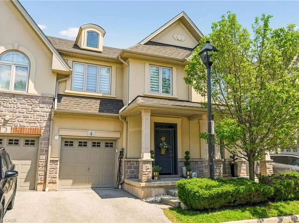 5056 New St #4, Burlington, ON L7L 1V1