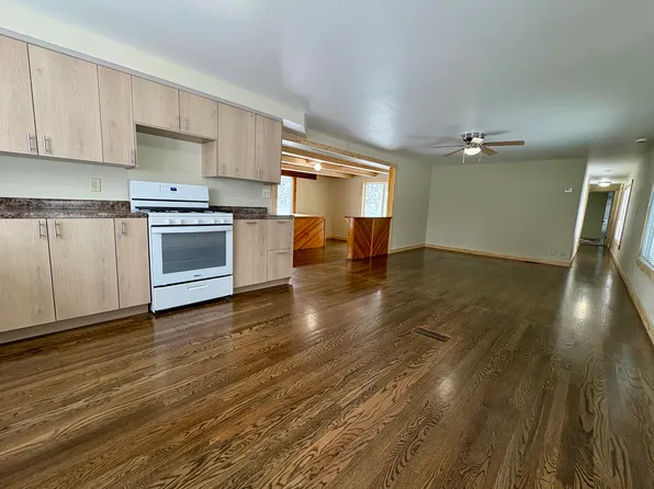 W7081 Perkinstown Ave, Medford, WI 54451