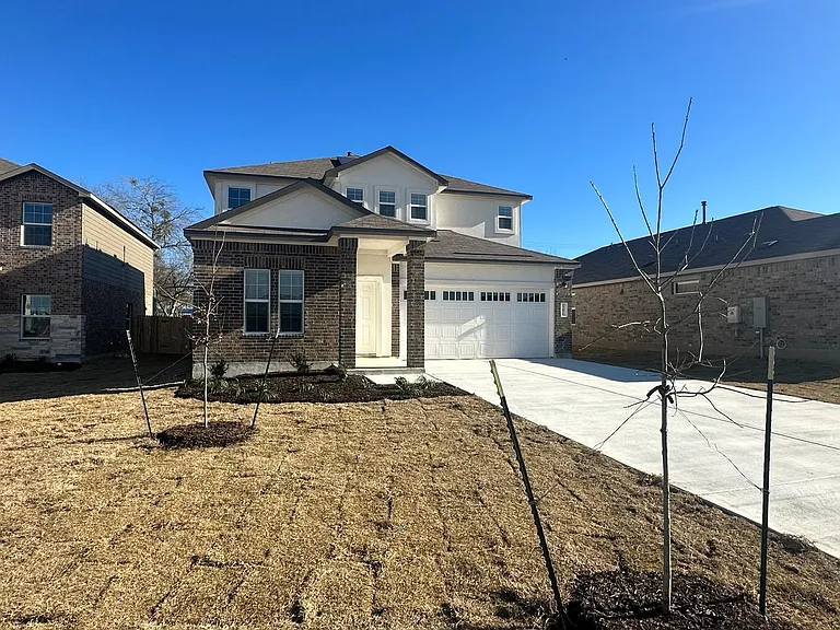 361 Sonterra Dr — Photo 3