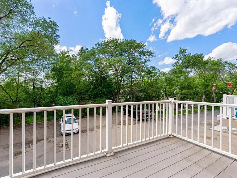 304 Pondridge Cir — Photo 28