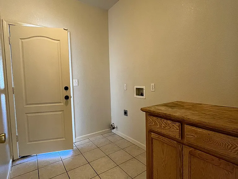3598 Iron Canyon Cir — Photo 23