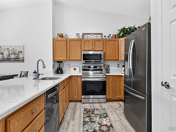 4th image of 143 Maryland Dr #54A