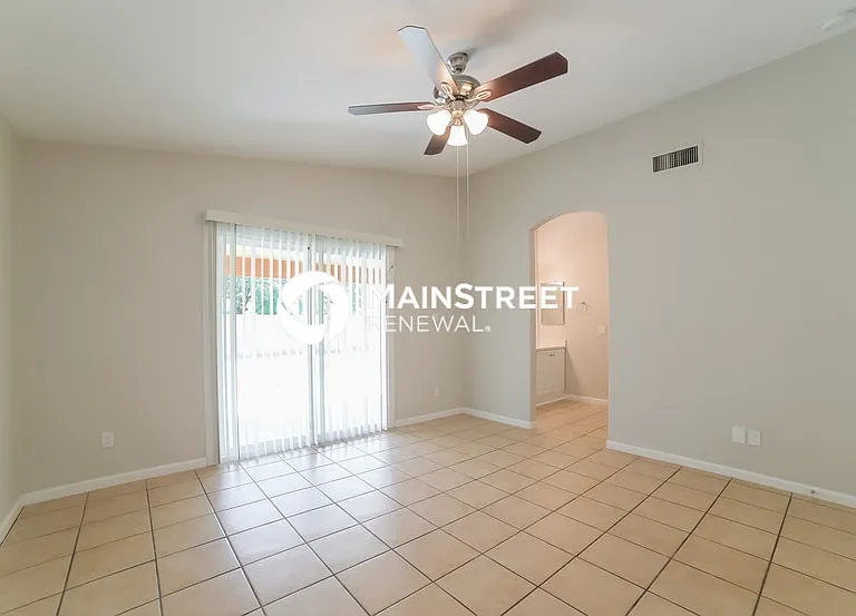 9017 W Cambridge Ave — Photo 11