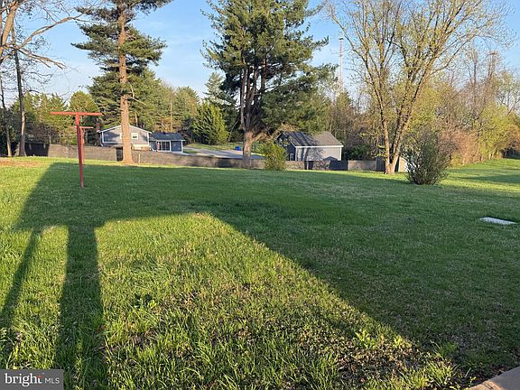 2nd image of 17305 Flagstone Dr