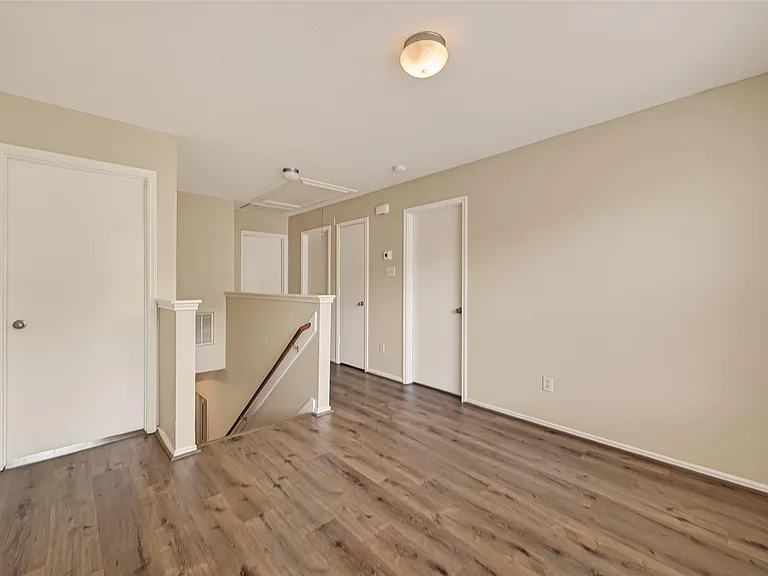 1838 Strongs Ct — Photo 21