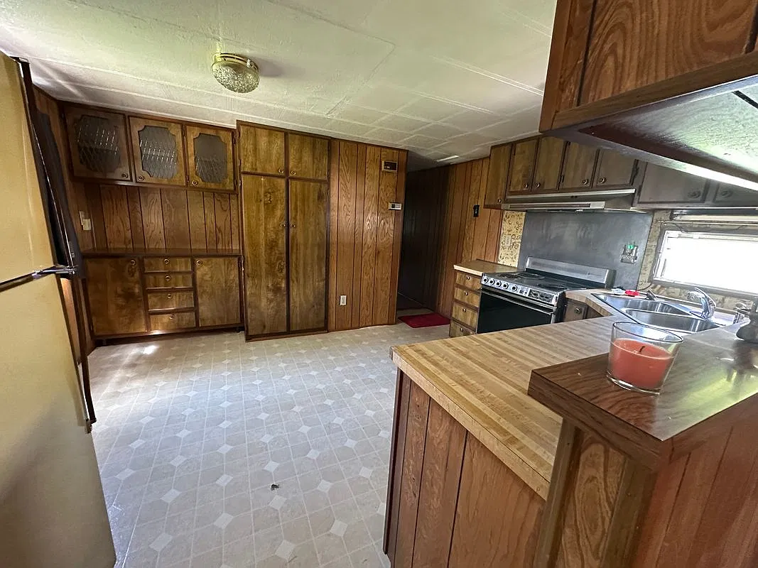 2 bed, 1.0 bath, 969 sqft, $850 — Photo 4