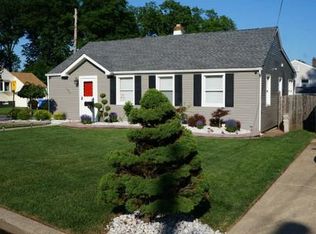 494 E Woodbridge Ave, Avenel, NJ 07001