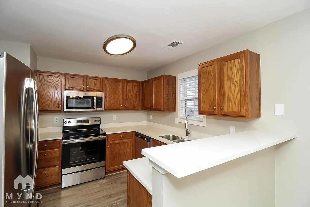 Building Photo - 6551 Snowbird Ln