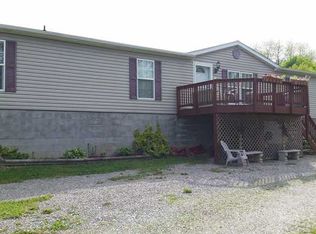 878 Clinton Frankfort Rd, Clinton, PA 15026