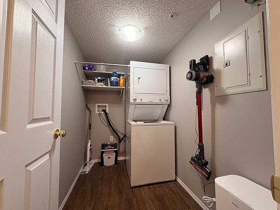 2nd image of 848 4th Ave #309