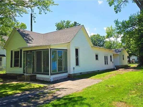 826 S Judson St, Fort Scott, KS 66701