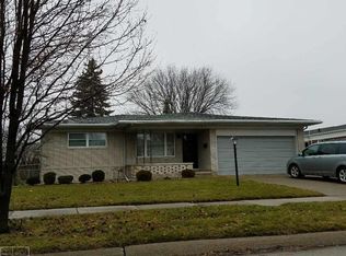 12925 Adams Dr, Warren, MI 48088