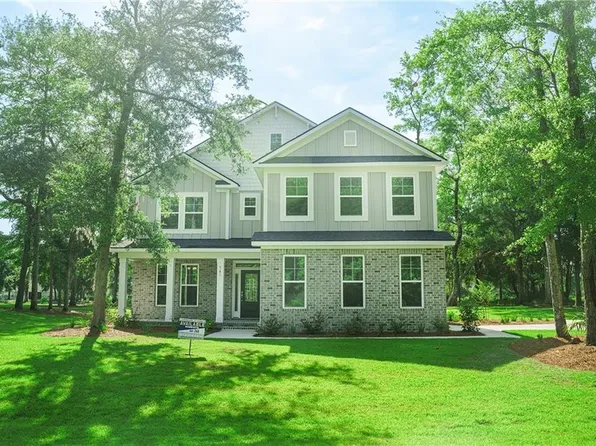761 Harbour Island Cir, Waverly, GA 31565