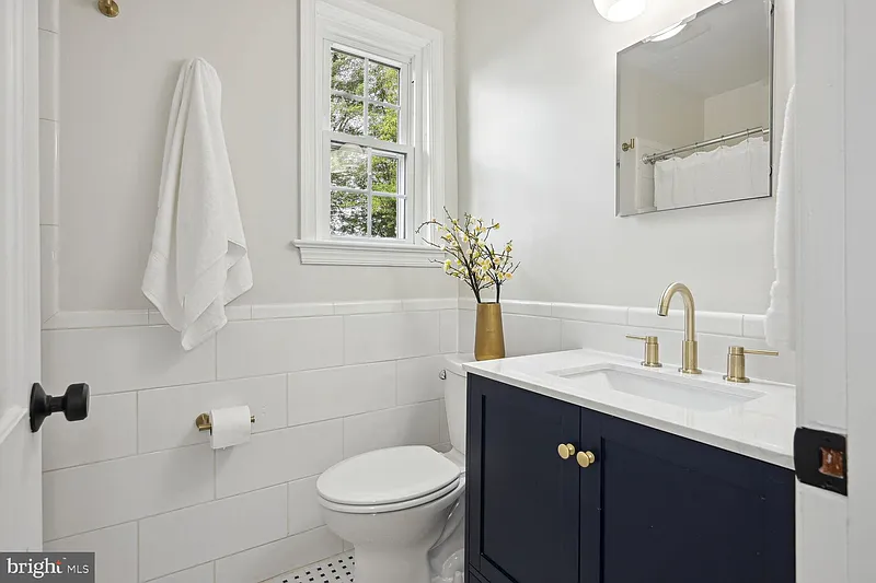 Thumbnail 16