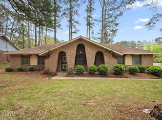 169 Fox Meadows Rd, Jackson, MS 39212