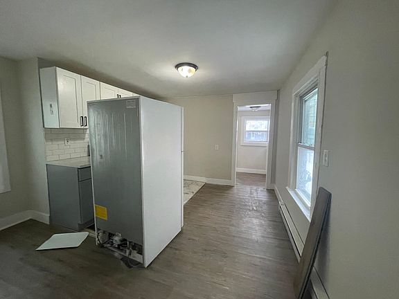 2nd image of 918 Anna St #S6e
