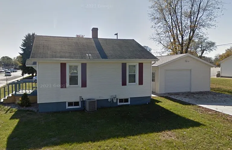 215 N Pierce St — Photo 1