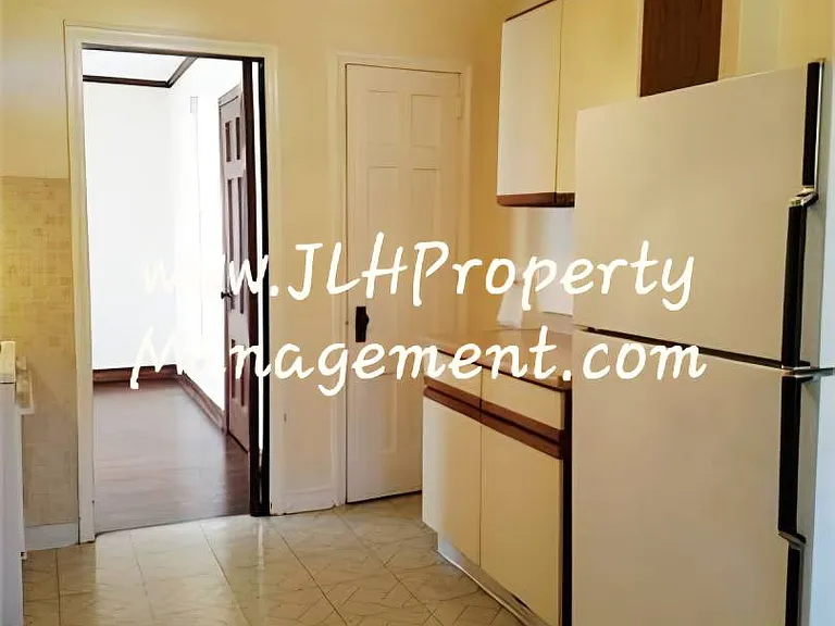 624 W Stephenson St #3 — Photo 8