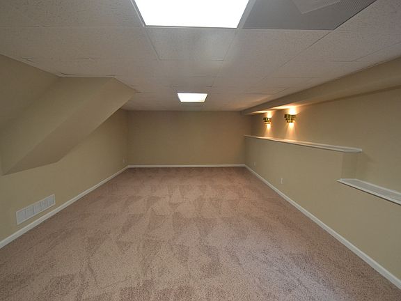 4th image of 2845 Kinnett Dr