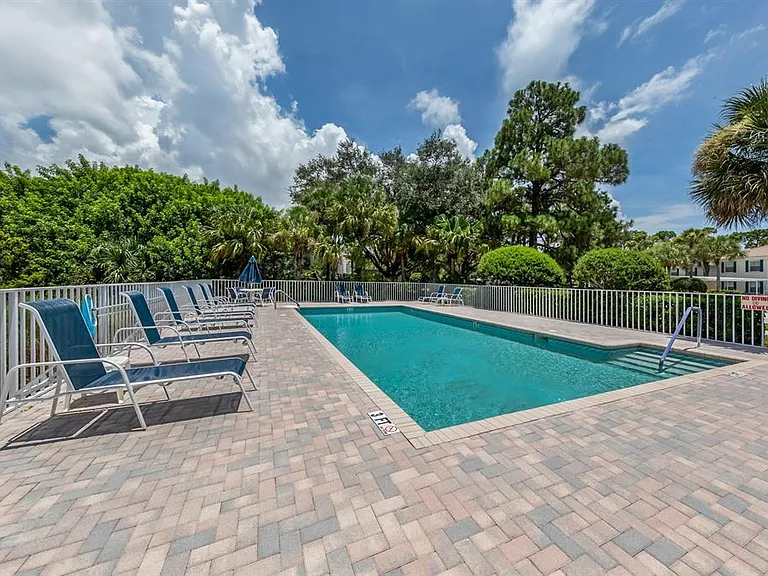 901 Addington Ct #203 — Photo 59