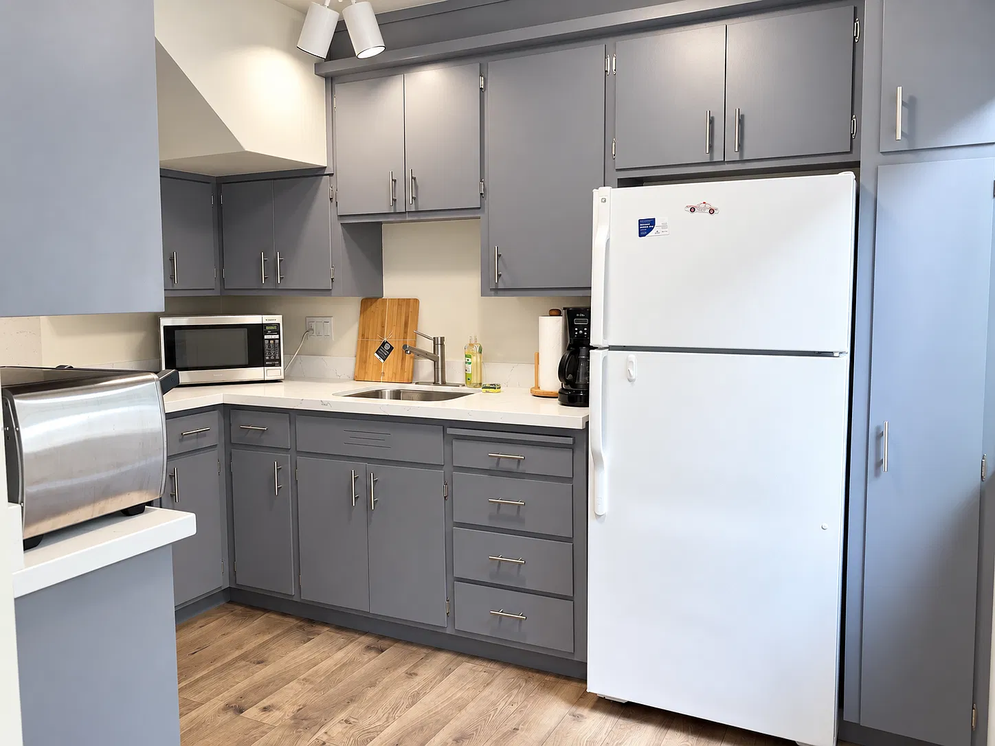 2 bed, 980 sqft, $3,150 — Photo 4