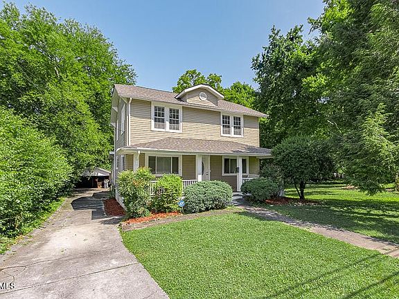 3rd image of 119 Hillcrest Dr