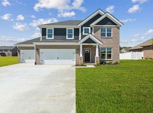 1273 Saddlebred Ln, Bowling Green, KY 42104