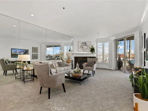 16291 Countess Dr Unit 220, Huntington Beach, CA 92649