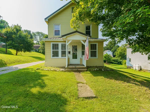 53 Parsons Avenue, Hoosick Falls, NY 12090