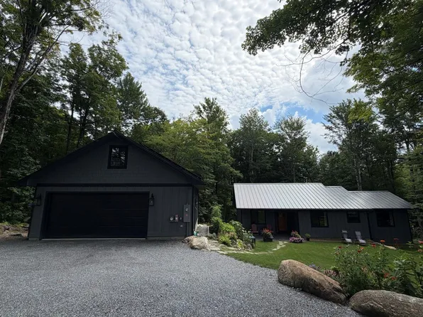 65 School Street, Stoddard, NH 03464