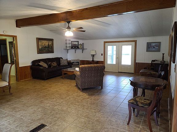 Entrance to back deck 