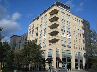 2323 N Houston St APT 203, Dallas, TX 75219