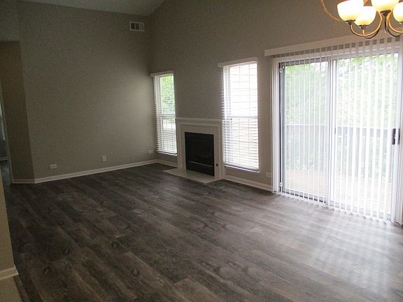 5th image of 1053 Woodhill Ct