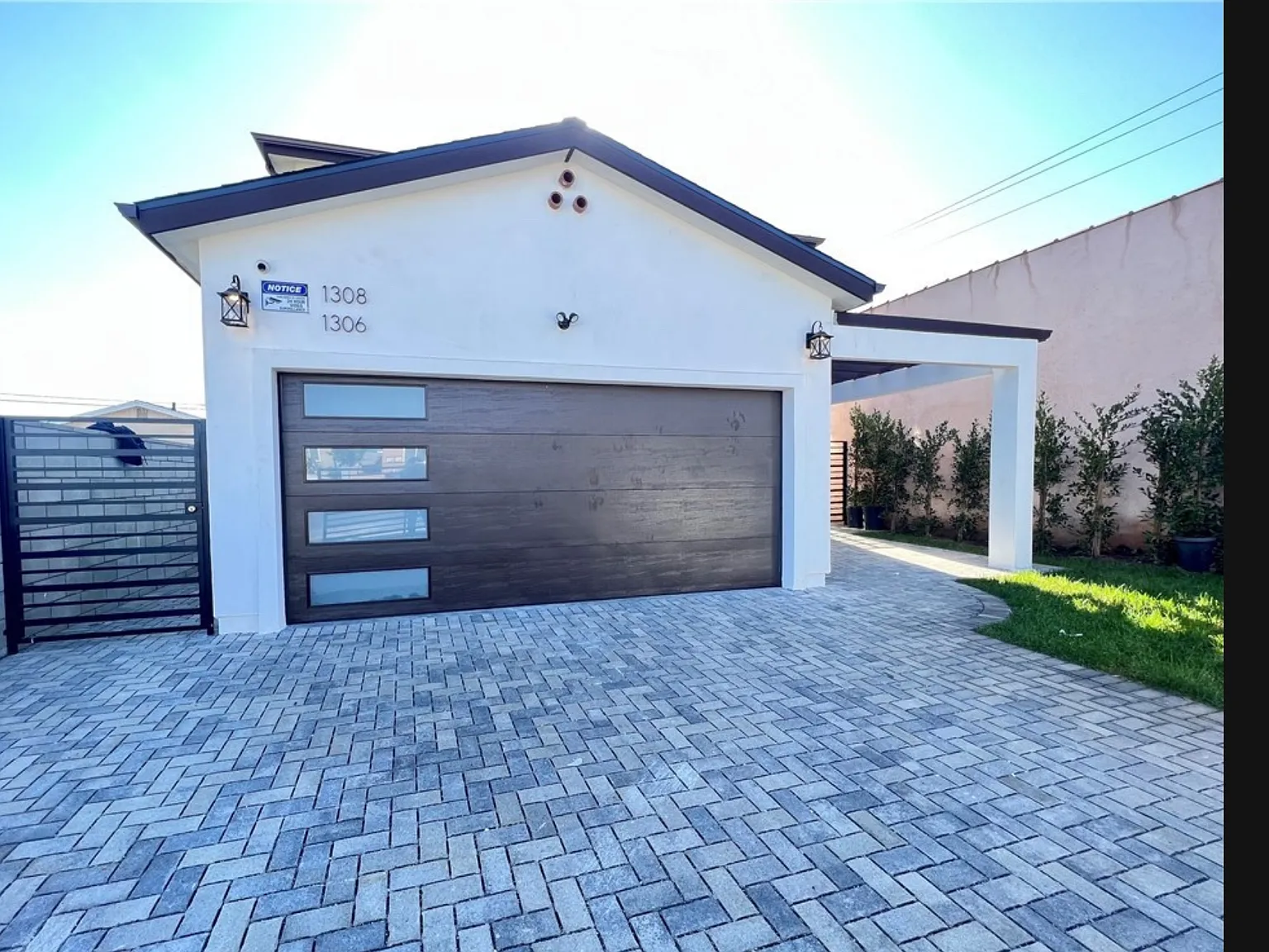 4 bed, 1410 sqft, $4,475 — Photo 2