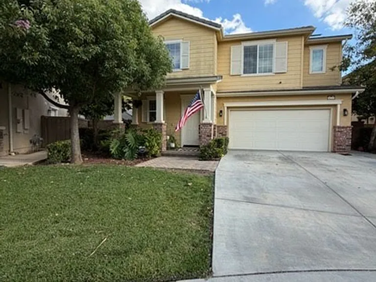 34253 Chaparossa Dr — Photo 1