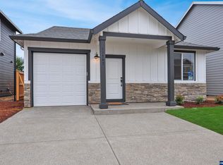 11207 Apple Loop, Donald, OR 97020