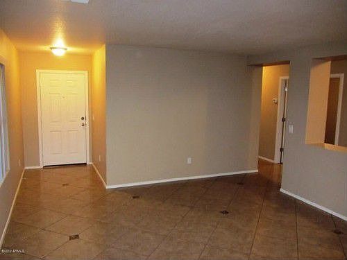 5th image of 16913 W Marshall Ln