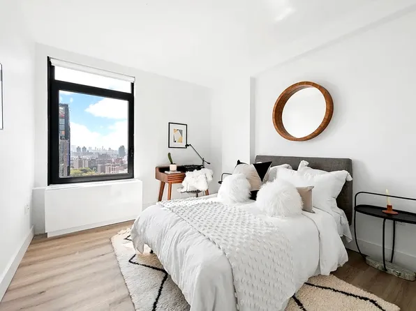 228 East 135th Street image 4 of 18