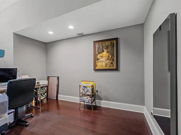 2443 Windsor Way Ct — Photo 36