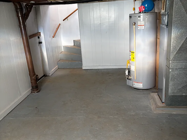 817 Monterey St — Photo 12